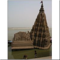 IN_Varanasi_Ghat3.jpg