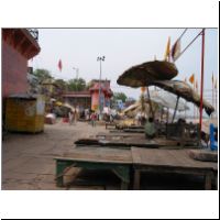 IN_Varanasi_MassageBeds.jpg