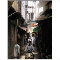 IN_Varanasi_Street4.jpg