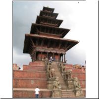 NP_Bhaktapur_Temple2.jpg