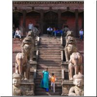 NP_Bhaktapur_Temple4.jpg