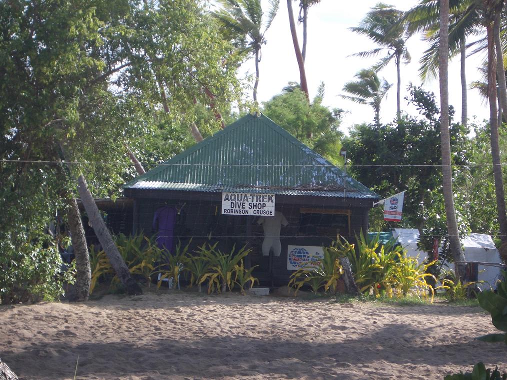 fiji_robinson_crusoe_dive_shop.jpg