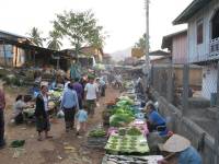 laos_vang_vieng_market.jpg