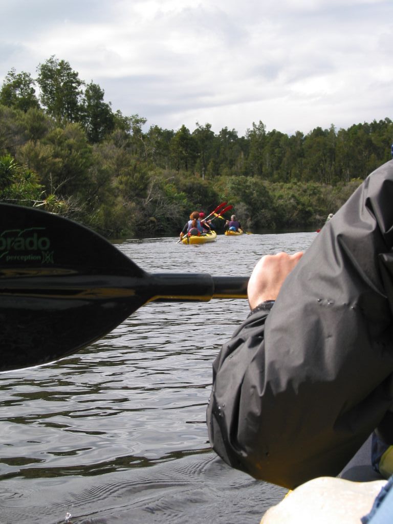 nz_hnz_d06_kayaking.jpg